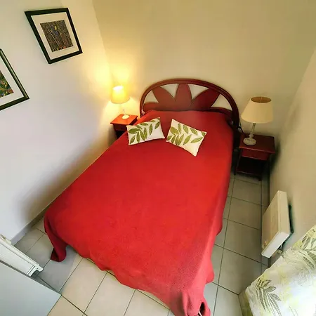 T2 Avec Terrasse Et Vue A 50m De La Plage, Avec Piscine - Fr-1-607-11 *