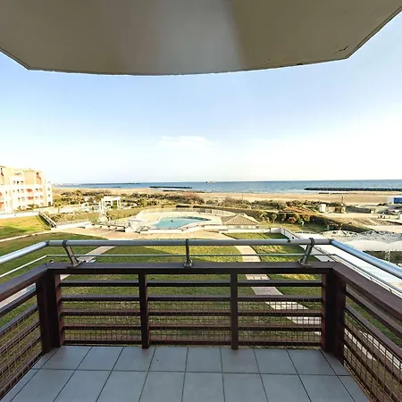 T2 Avec Terrasse Et Vue A 50m De La Plage, Avec Piscine - Fr-1-607-11 *